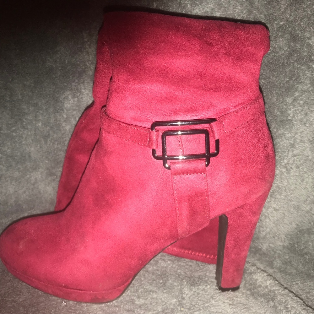 Ondria Stretch Platform Dress Boot